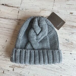 NWT Modena New York Grey Thick Cable Knit Beanie Hat One Size